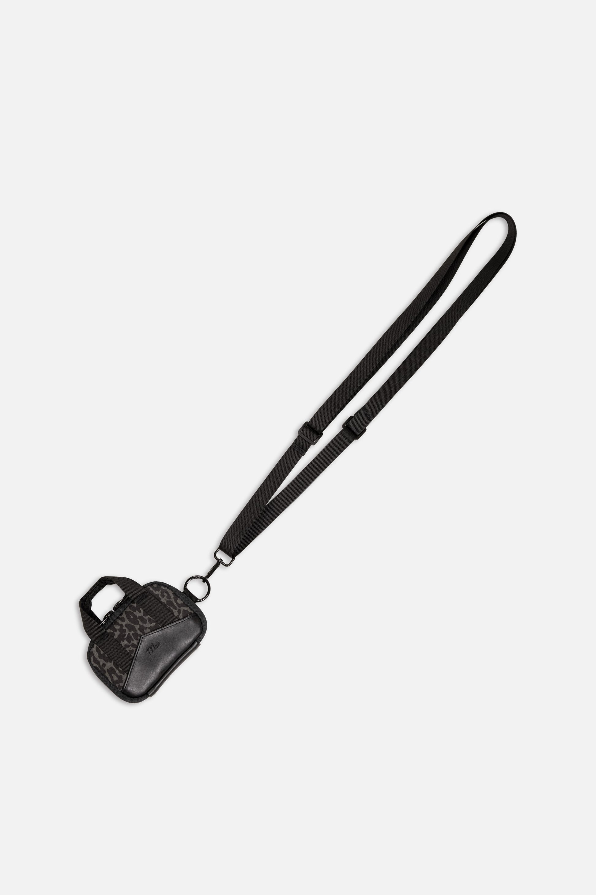 Essentials Pouch Dark Cheetah