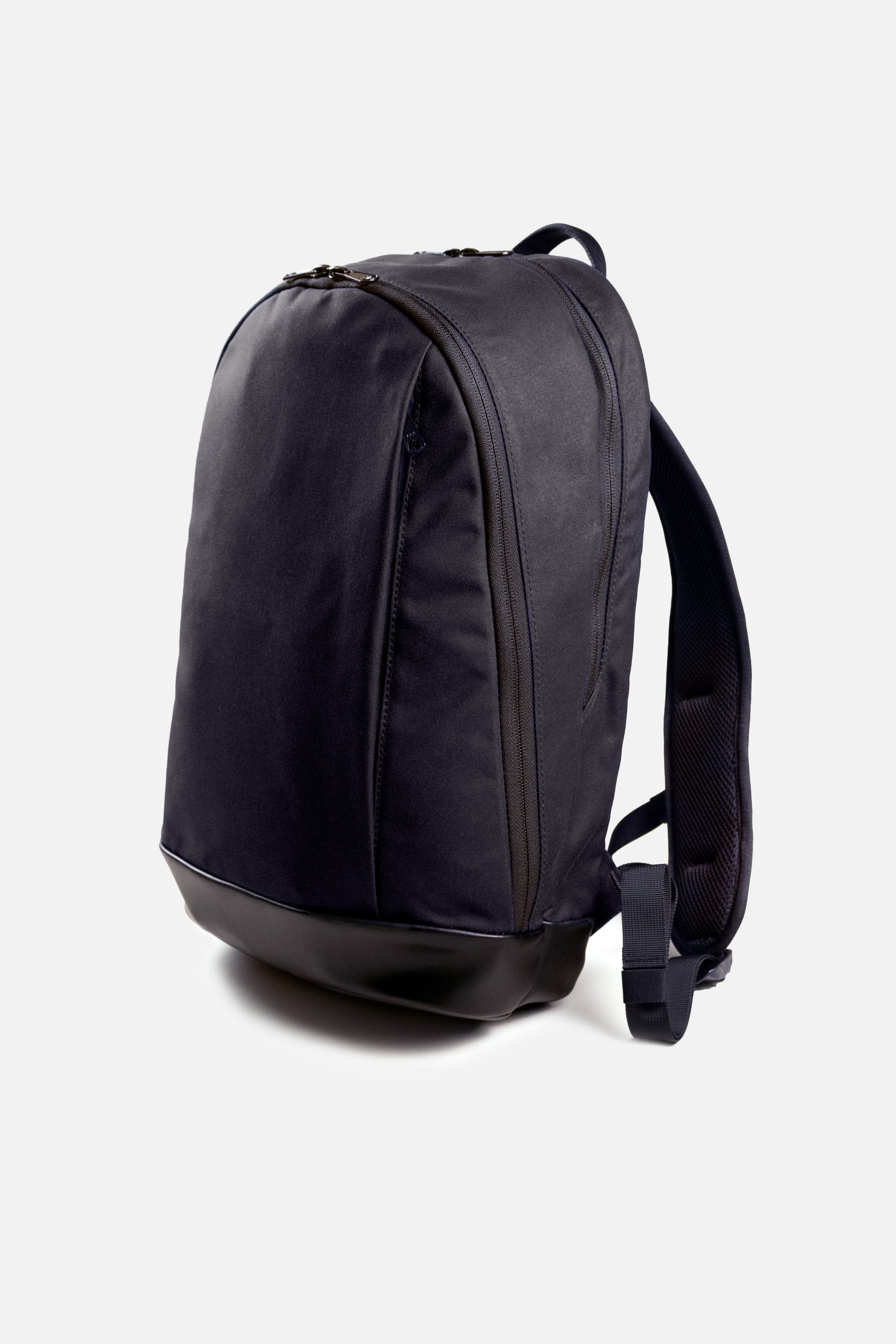 19L Roy Pack WC Black