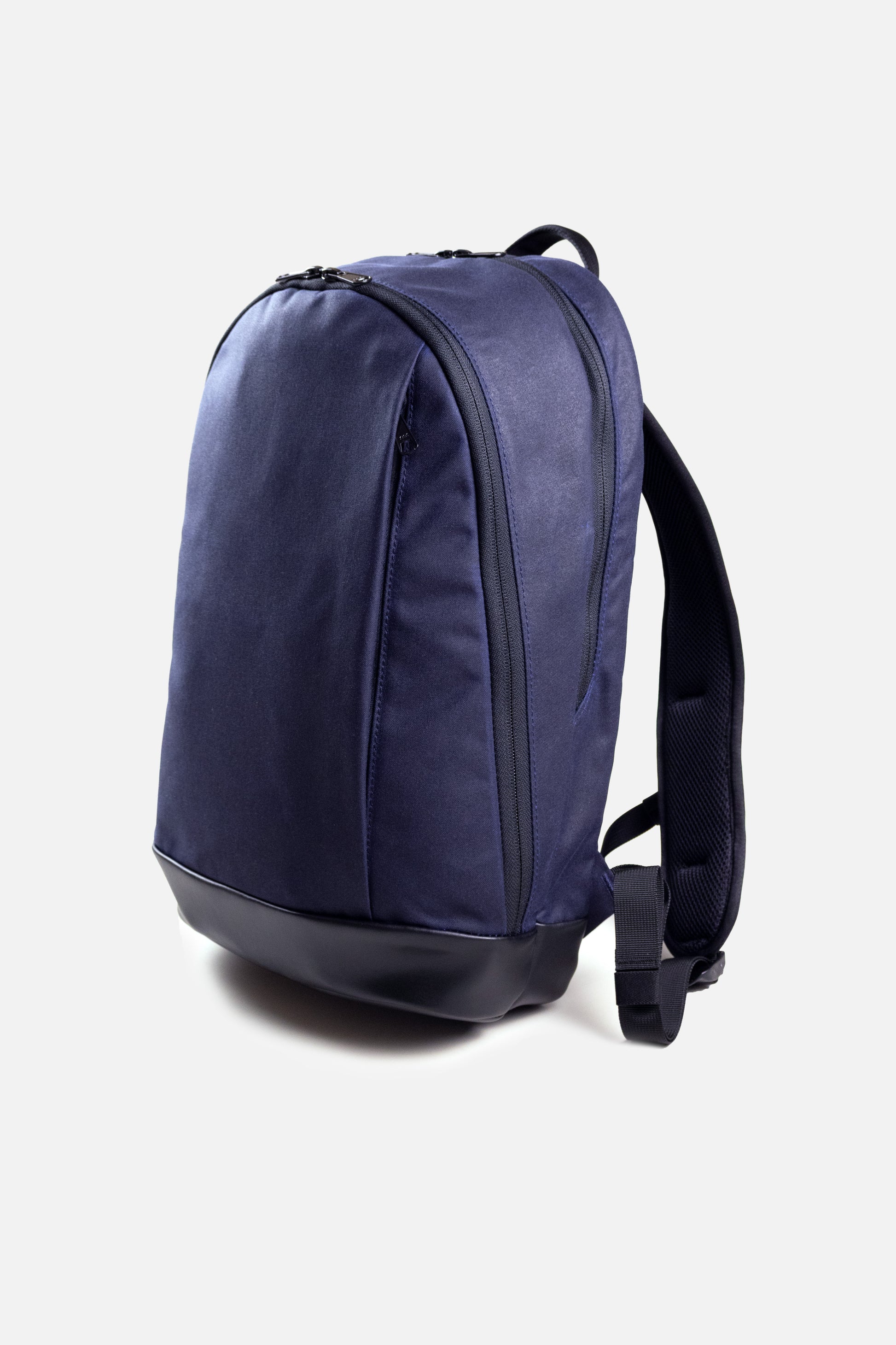 19L Roy Pack WC Dark Navy