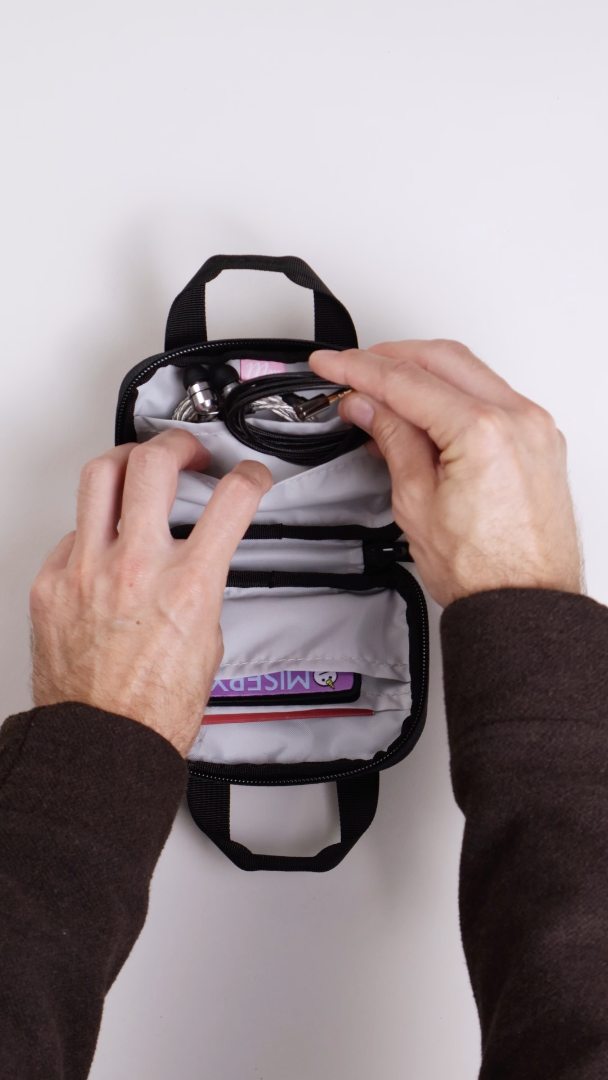 Essentials Pouch Dark Cheetah